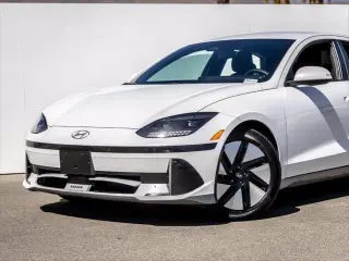 Hyundai IONIQ 6 2024 SE 4dr Sedán