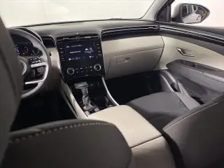 Hyundai TUCSON 2024 SE 4dr SUV