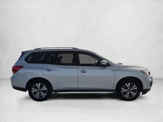 Nissan Pathfinder 2018 SV 4dr SUV