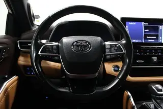 Toyota Highlander 2022 AWD Platinum 4p SUV