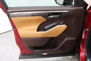Toyota Highlander 2022 AWD Platinum 4p SUV