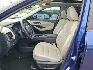 Nissan Rogue 2023 AWD SV 4dr Crossover