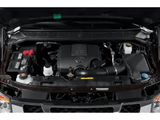 Nissan Armada 2015 4x4 Platinum 4p SUV (lanzamiento de mitad de año)