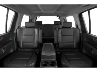 Nissan Armada 2015 4x4 Platinum 4p SUV (lanzamiento de mitad de año)