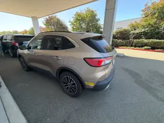 Ford Escape Plug-In Hybrid 2021 Titanium 4dr SUV