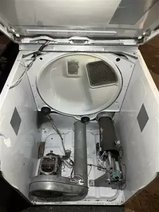 Técnico en refrigeración.