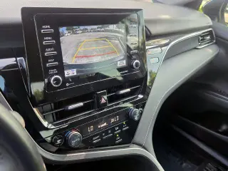 Toyota Camry 2024 SE 4p Sedan