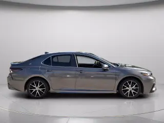 Toyota Camry 2024 SE 4p Sedan