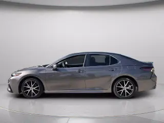 Toyota Camry 2024 SE 4p Sedan