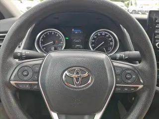 Toyota Camry 2024 LE 4p Sedan