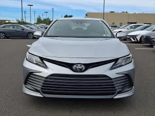 Toyota Camry 2024 LE 4p Sedan