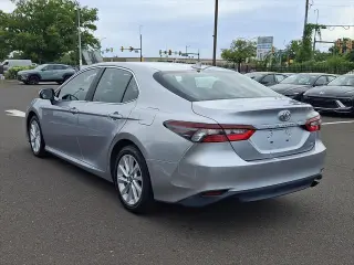 Toyota Camry 2024 LE 4p Sedan