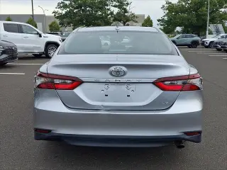 Toyota Camry 2024 LE 4p Sedan