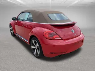 Volkswagen Escarabajo Convertible 2013 Turbo 2p 6A