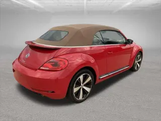 Volkswagen Escarabajo Convertible 2013 Turbo 2p 6A