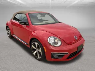 Volkswagen Escarabajo Convertible 2013 Turbo 2p 6A