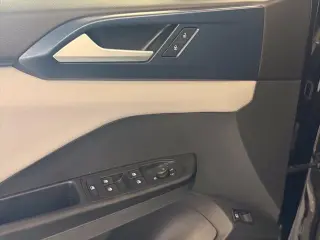 Volkswagen Taos 2023 AWD SE 4Motion 4p SUV