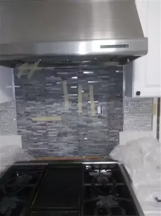 TILE & SHOWERS REMODELACIÓN