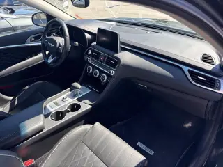 Genesis G70 2019 AWD 2.0T Advanced 4dr Sedán