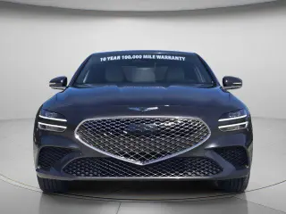 Genesis G70 2024 2.5T Estándar 4p Sedan