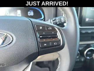 Hyundai VENUE 2025 SEL 4dr Crossover
