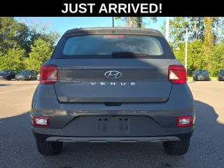 Hyundai VENUE 2025 SEL 4dr Crossover