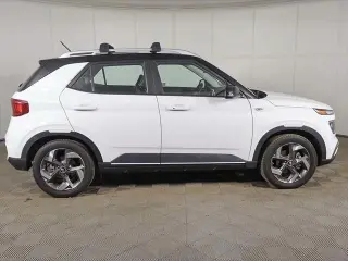 Hyundai VENUE 2024 Limited 4dr Crossover
