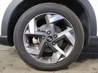 Hyundai VENUE 2024 Limited 4dr Crossover