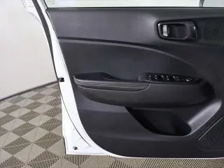 Hyundai VENUE 2024 Limited 4dr Crossover