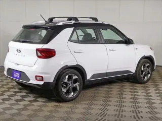 Hyundai VENUE 2024 Limited 4dr Crossover