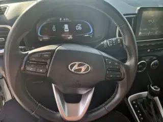 Hyundai VENUE 2025 SEL 4dr Crossover
