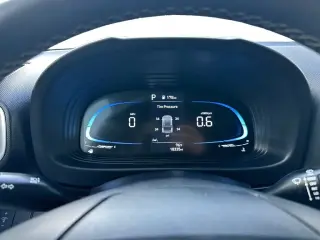 Hyundai VENUE 2025 SEL 4dr Crossover