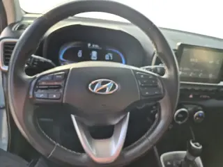 Hyundai VENUE 2025 SEL 4dr Crossover