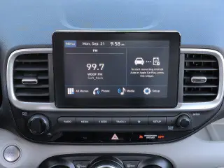 Hyundai VENUE 2024 SEL 4p Crossover