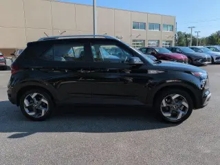 Hyundai VENUE 2024 SEL 4p Crossover