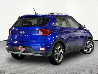 Hyundai VENUE 2023 SEL 4dr Crossover