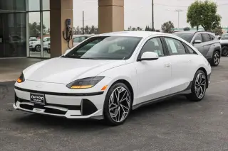 Hyundai IONIQ 6 2024 SEL 4p Sedan