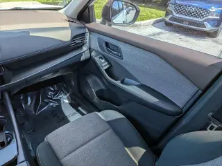 Nissan Rogue 2021 S 4dr Crossover
