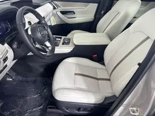 Mazda CX-90 Plug-in Hybrid 2025 AWD Premium Plus 4dr SUV