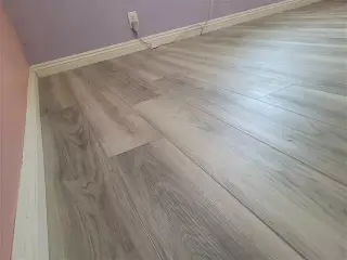 Floor insulation Pros