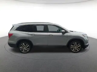Honda Pilot 2018 AWD Touring 4dr SUV