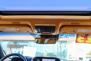 Sedán Lexus ES 350 2023 de 4 puertas