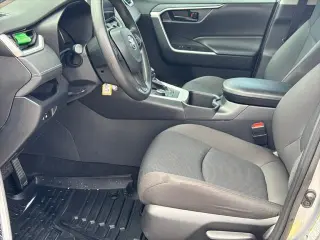 Toyota RAV4 Hybrid 2024 AWD LE 4dr SUV