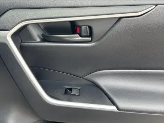 Toyota RAV4 Hybrid 2024 AWD LE 4dr SUV