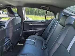 Toyota Camry 2025 SE 4dr Sedan