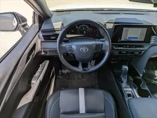Toyota Camry 2025 SE 4dr Sedan