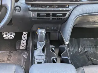 Toyota Camry 2025 SE 4dr Sedan