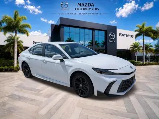 Toyota Camry 2025 SE 4dr Sedan