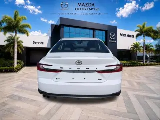 Toyota Camry 2025 SE 4dr Sedan