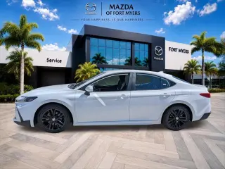 Toyota Camry 2025 SE 4dr Sedan